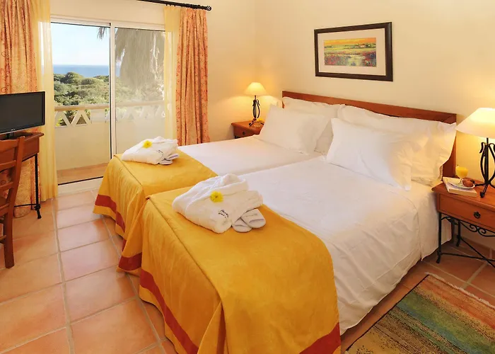 מלון Pestana Palm Gardens קארבואירו