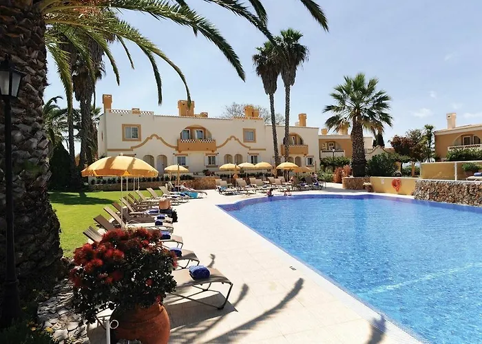 מלון Pestana Palm Gardens 4*