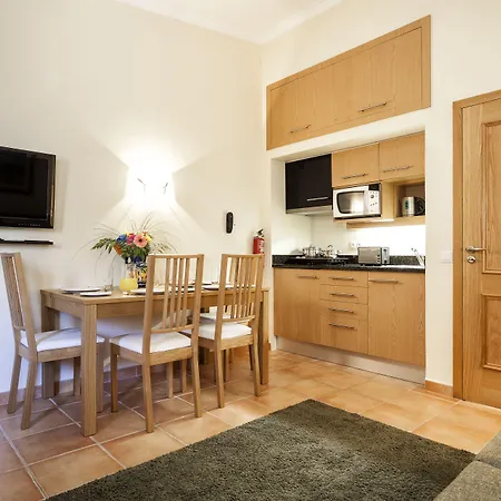 بيستانا بالم غاردنز 4* كارفويرو