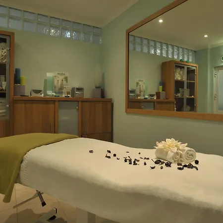 بيستانا بالم غاردنز كارفويرو