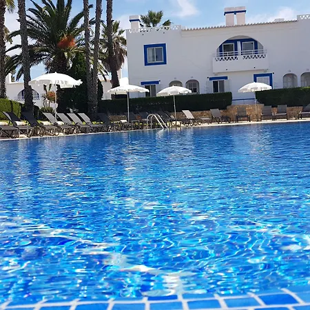 Pestana Palm Gardens 4*