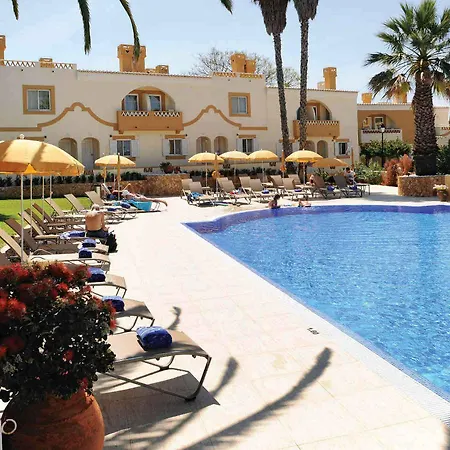 Pestana Palm Gardens 4*